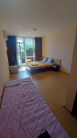 Apartament z widokiem na basen