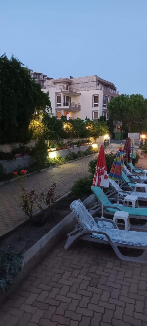 Oferujemy na sprzedaż 3-gwiazdkowy hotel w Sveti Vlas