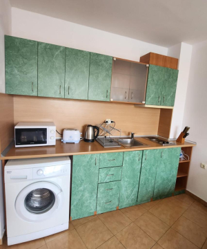 Apartament z 1 sypialnią w kompleksie Lazur 5 w Świętym Własie