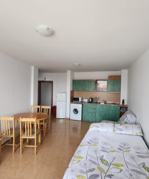 Apartament z 1 sypialnią w kompleksie Lazur 5 w Świętym Własie