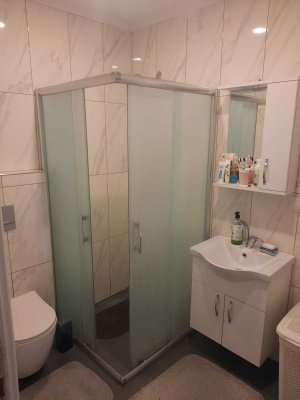 Apartament w pobliżu plaży Kleopatry z meblami i sprzętem AGD