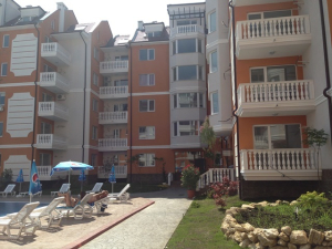 Oferujemy do sprzedaży 2 poziomowy apartament w kompleksie Sea-Diamond